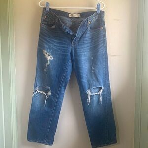 Gap distressed boyfriend jeans 27R